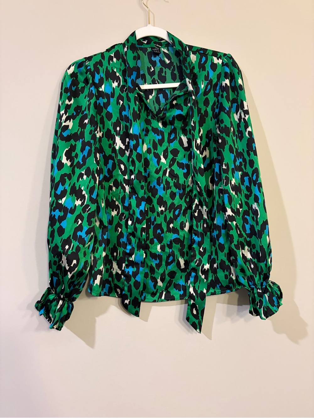 SHEIN Green Blue Animal-Print Tie-Neck Blouse